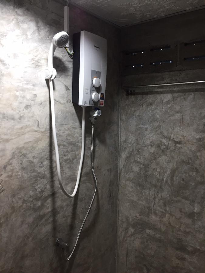 Tiger House Hostel (Adults Only) شيانغ ماي المظهر الخارجي الصورة
