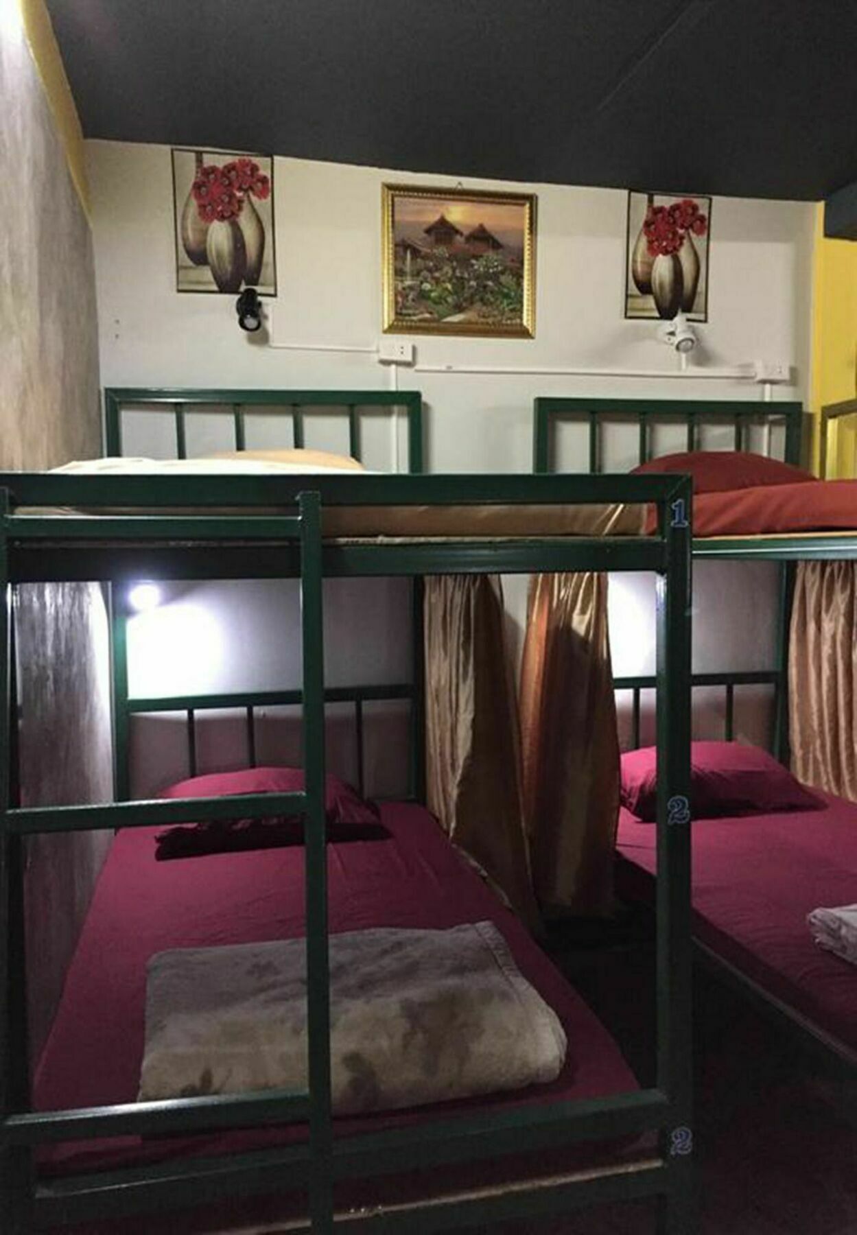 Tiger House Hostel (Adults Only) شيانغ ماي المظهر الخارجي الصورة